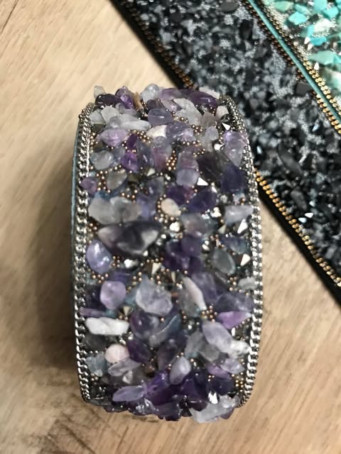 Loose Gravel Cuff