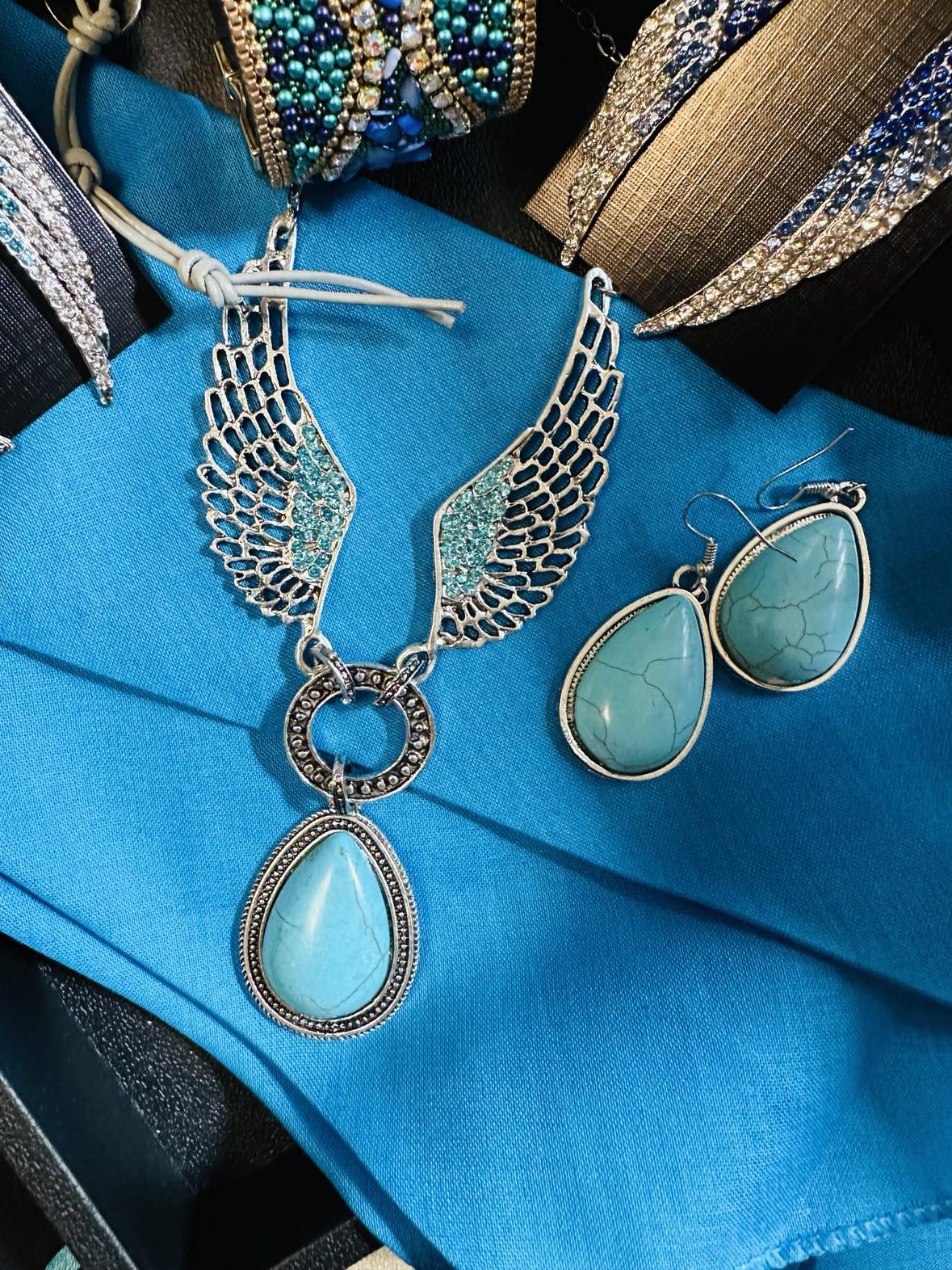 Turquoise Crystal Wing Necklace Set