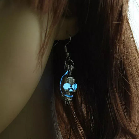 Glow-in-the-Dark Skull Set