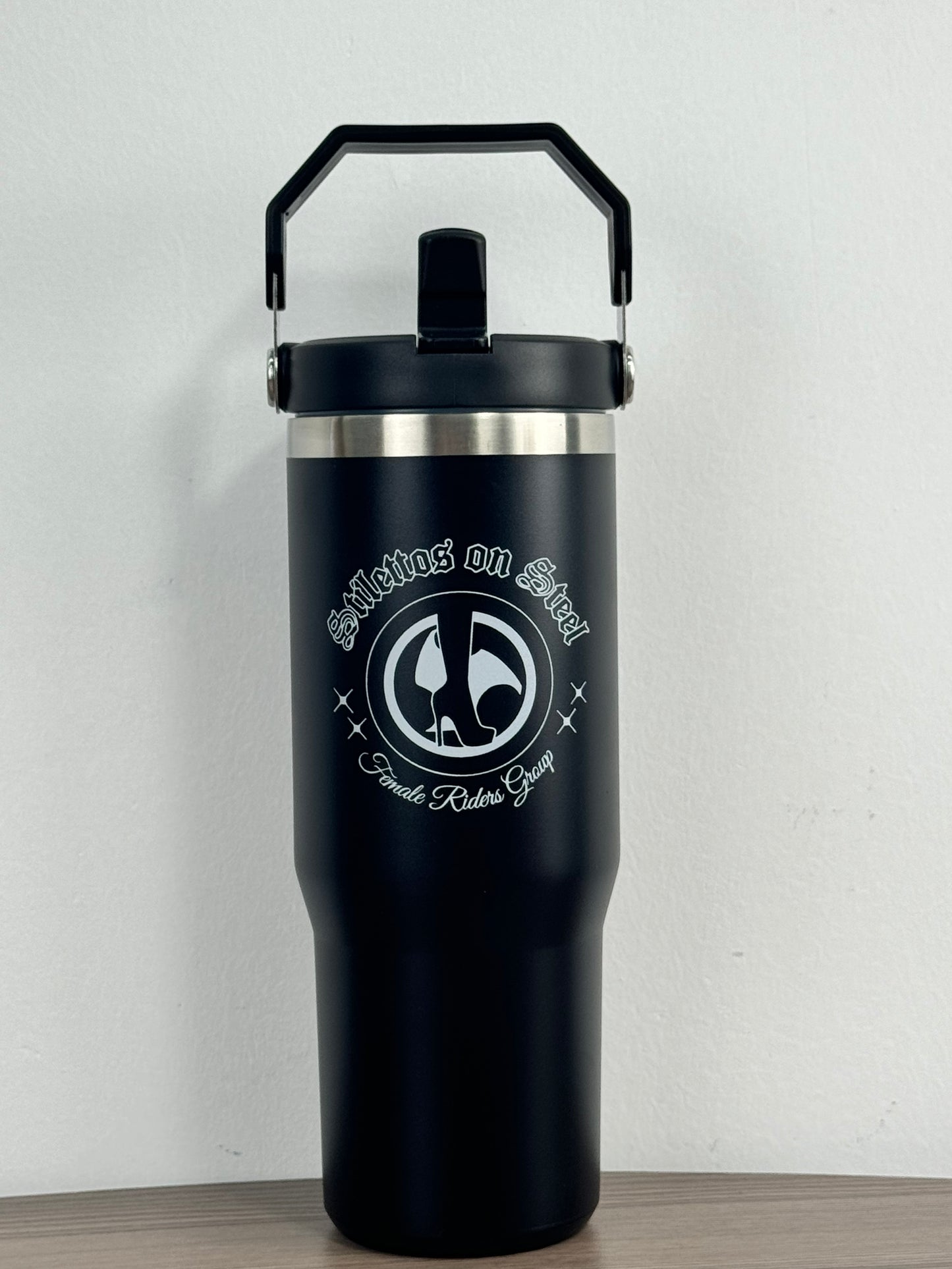 30oz. Flip-Spout Cup